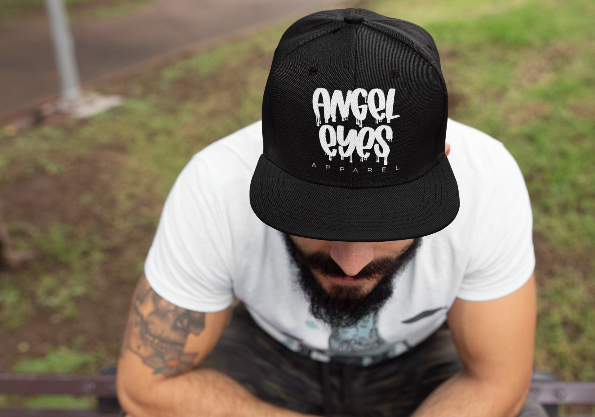 Caps